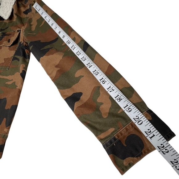 Madewell Northward Cropped Army Jacket in Cottontail Camo Sherpa Ed Brown XXS - Picture 10 of 17